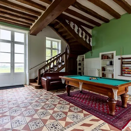 Chateau De Marigne - Confort - 15p * Cre-sur-Loir